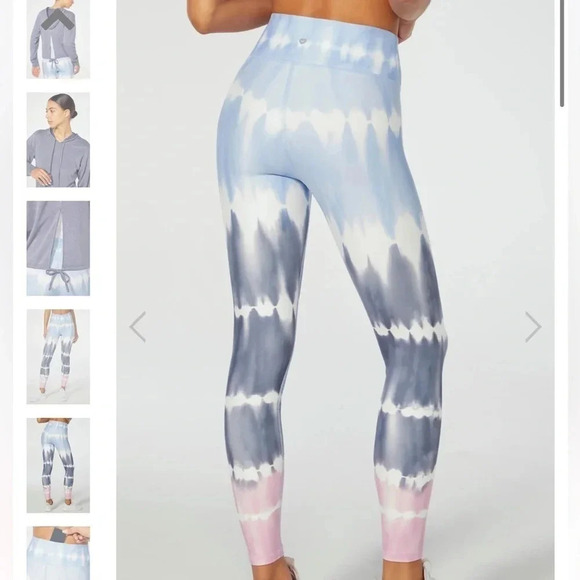 Wildfox Set hooded top and matching high rise tie dye leggings size small - Picture 4 of 16